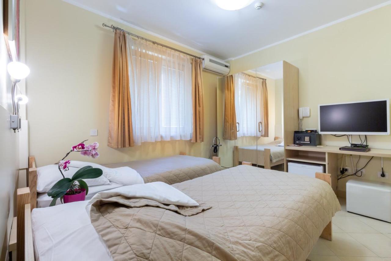 Wing Club Hotel Jagodina Exteriér fotografie